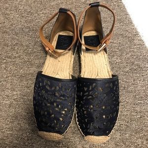 Black and brown Tory Burch sandal/flat